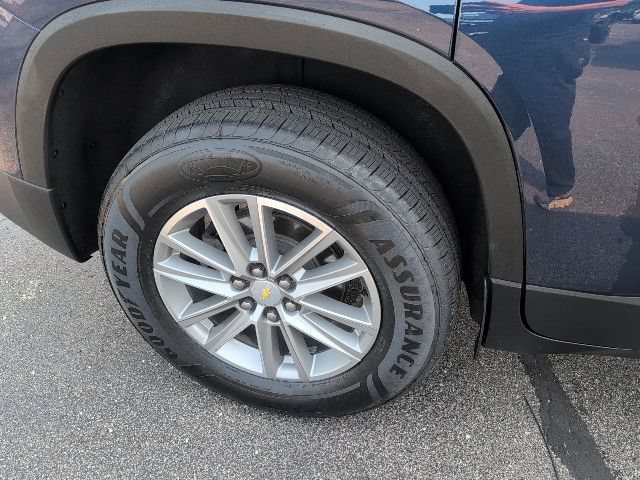 Used 2022 Chevrolet Traverse LT FWD image 13