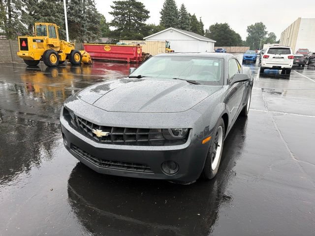 Used 2013 Chevrolet Camaro LS RWD image 2