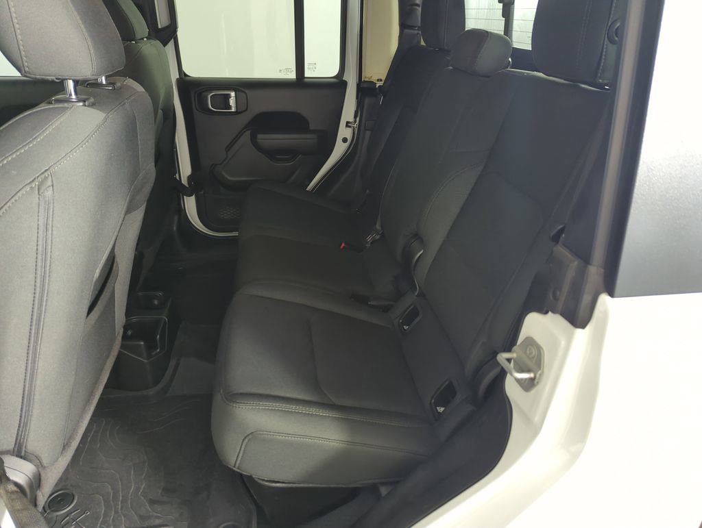 Used 2022 Jeep Gladiator Willys image 28