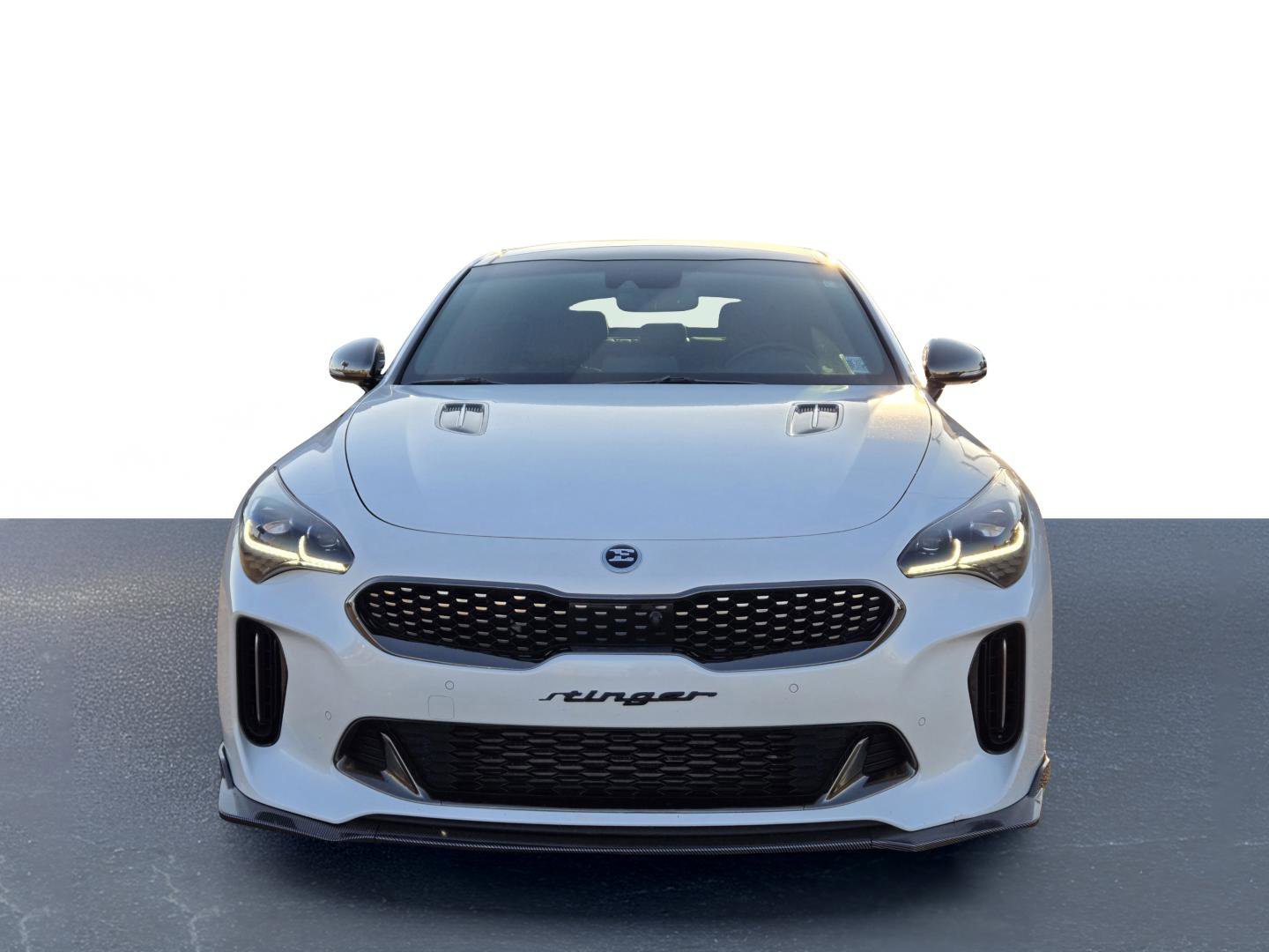 Used 2021 Kia Stinger GT2 image 2
