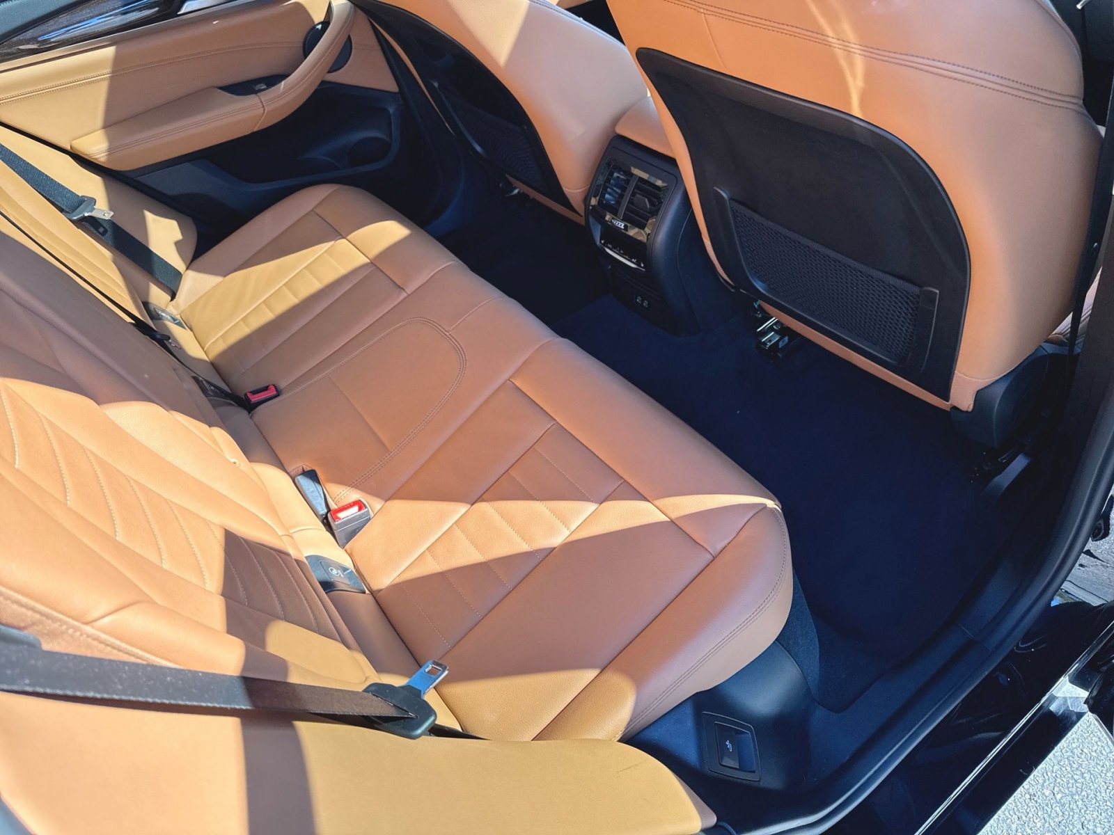 Certified 2024 BMW X3 M40i w/ Premium Package image 32