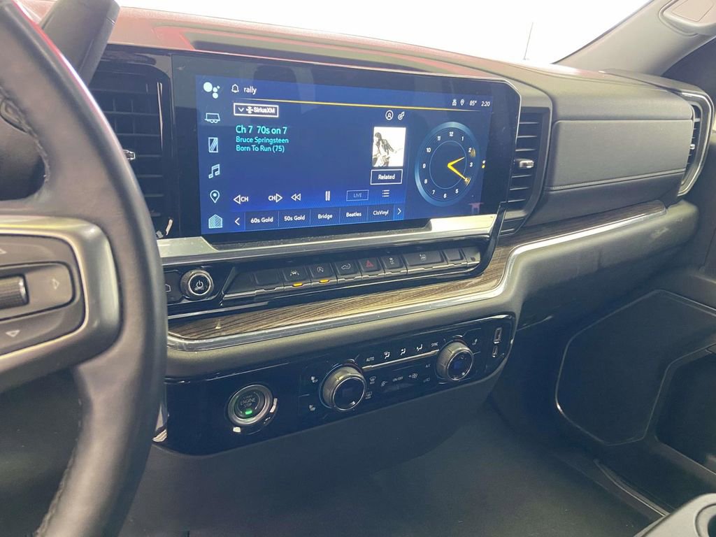 Used 2023 Chevrolet Silverado 1500 LT AWD/4WD image 23