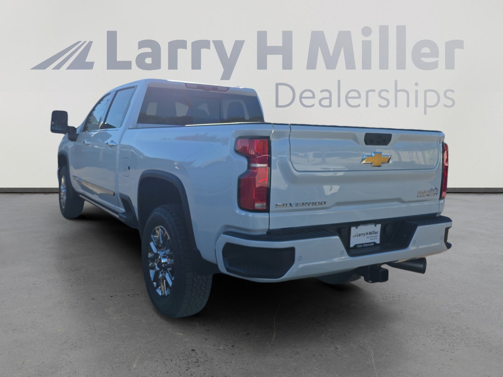 New 2026 Chevrolet Silverado 3500 High Country w/ Technology Package image 3