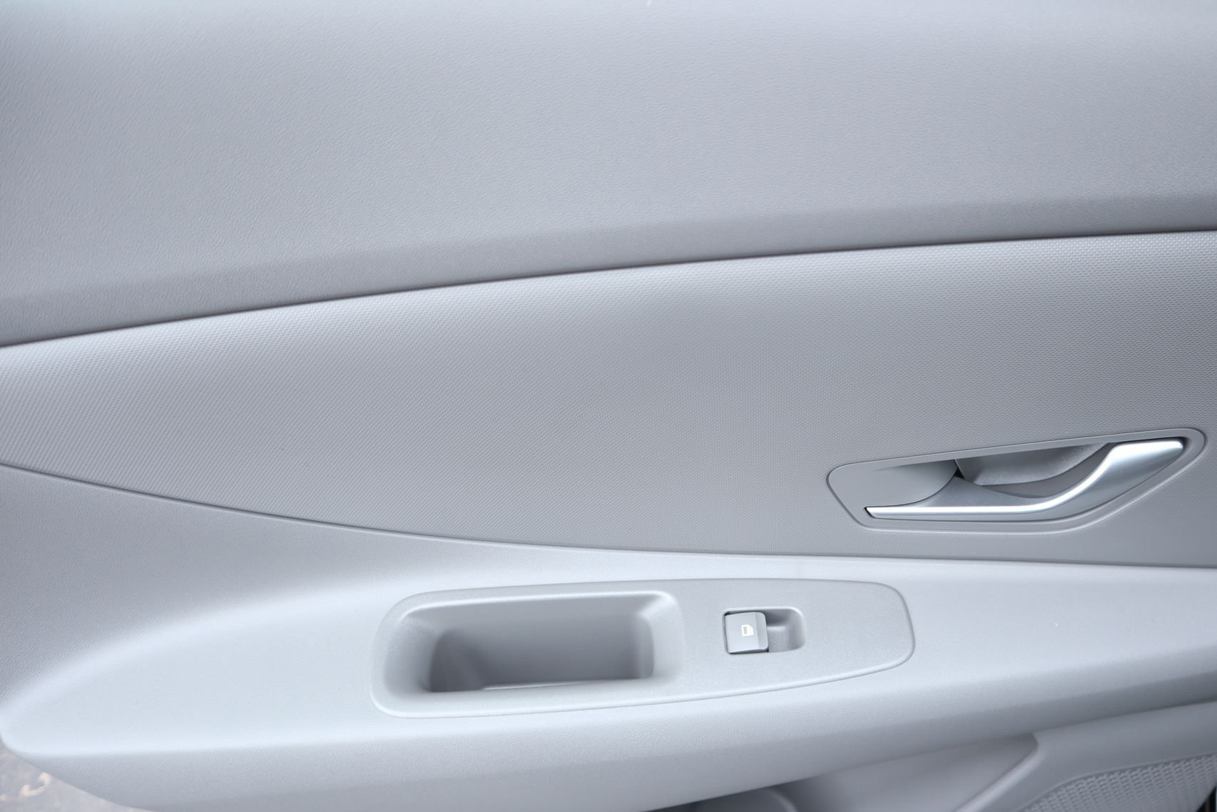 New 2026 Hyundai Elantra Hybrid FWD image 21