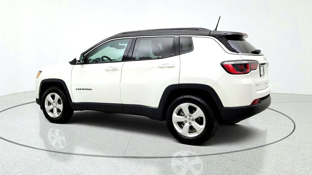 Used 2018 Jeep Compass Latitude AWD/4WD image 7