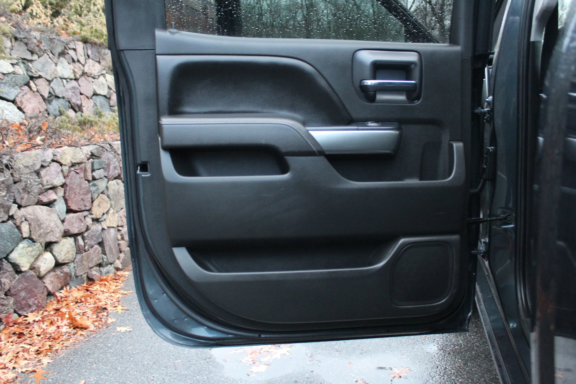 Used 2017 Chevrolet Silverado 1500 LT w/ All Star Edition image 14