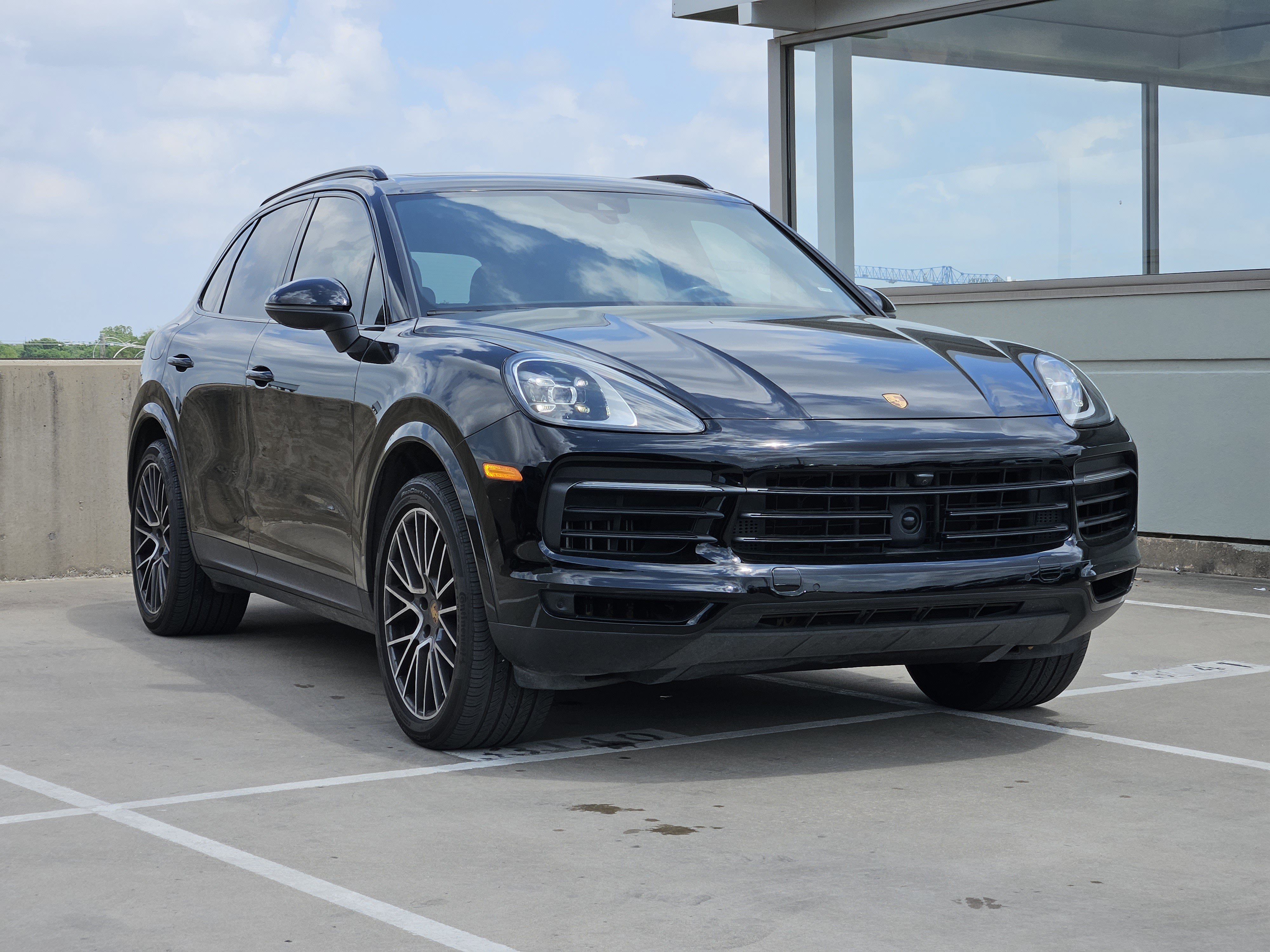 Certified 2023 Porsche Cayenne image 10