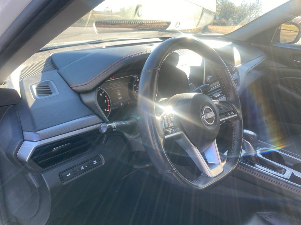 Used 2024 Nissan Altima 2.5 SR image 14