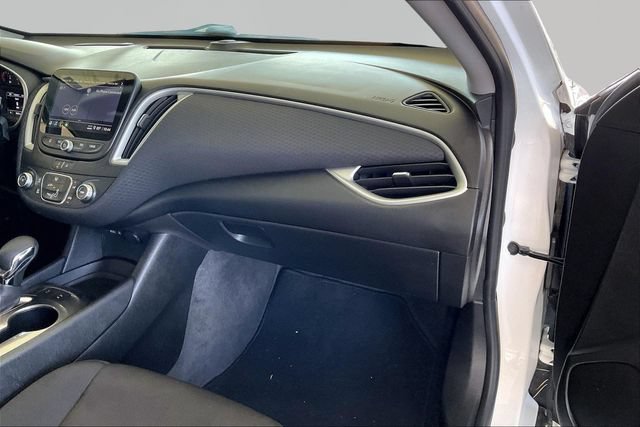 Used 2024 Chevrolet Malibu LS FWD image 18