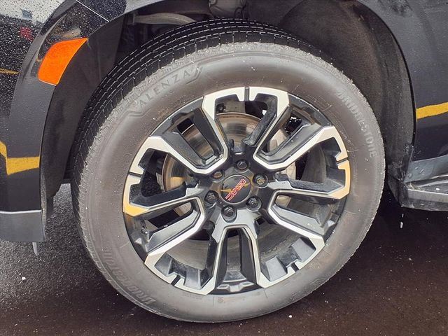 Used 2022 GMC Yukon SLT w/ SLT Premium Package image 29