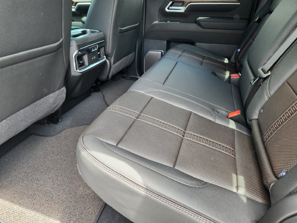 New 2026 Chevrolet Silverado 3500 High Country w/ High Country Premium Package AWD/4WD image 10