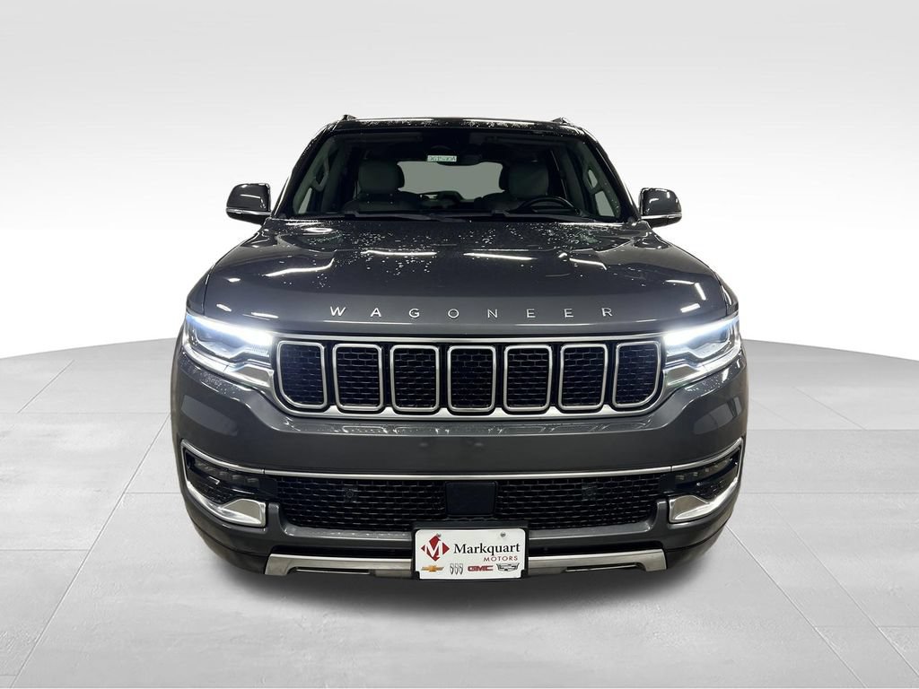 Used 2022 Jeep Wagoneer Series III w/ Flexible Seating Group AWD/4WD image 3