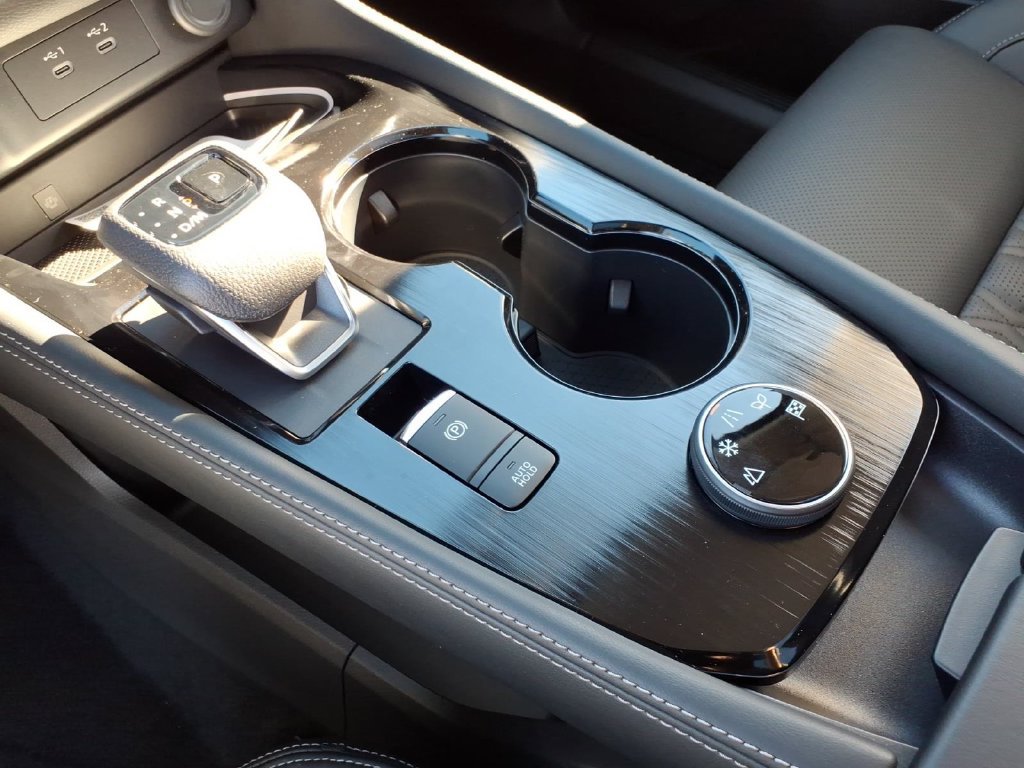 New 2026 Nissan Rogue Platinum AWD/4WD image 13