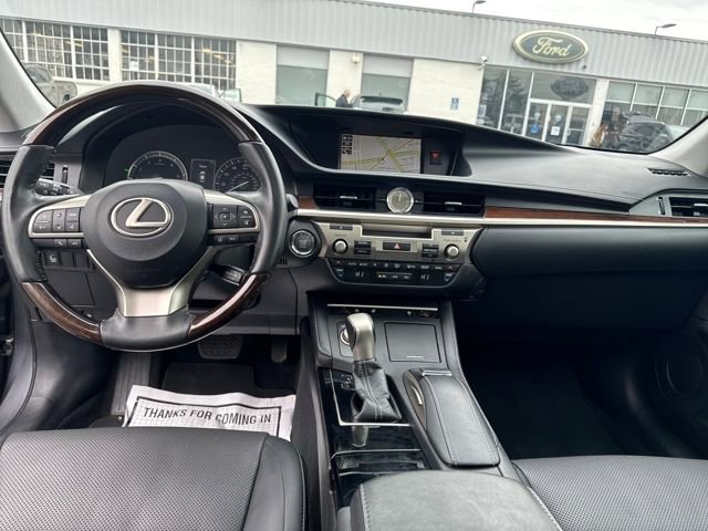 Used 2017 Lexus ES 350 w/ Navigation System Package image 12