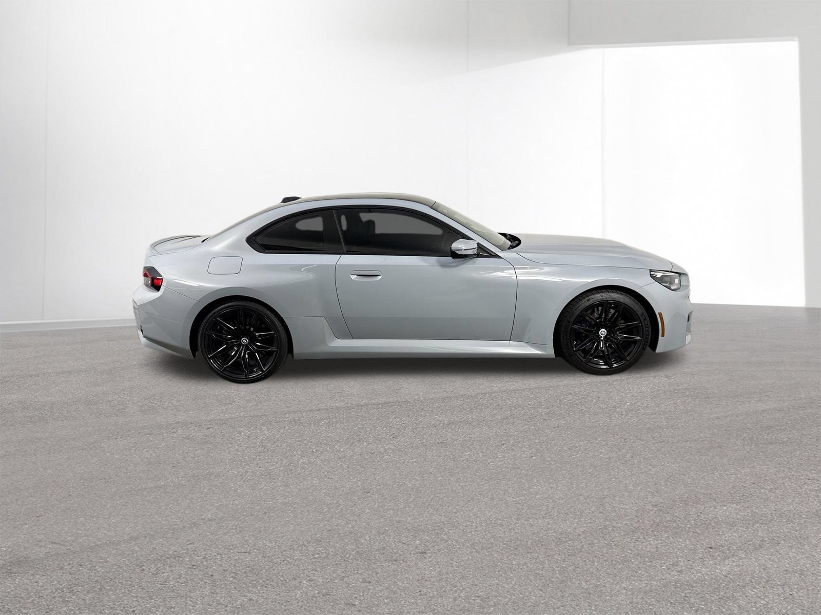 Used 2023 BMW M2 RWD image 33