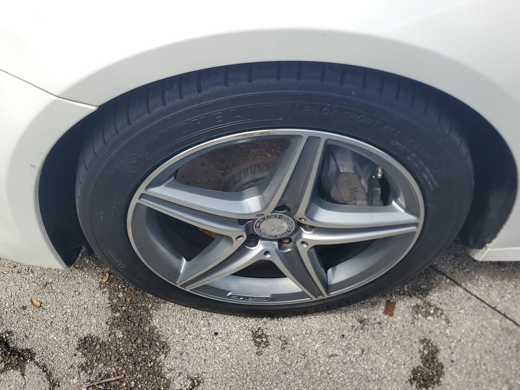 Used 2017 Mercedes-Benz E 300 image 4