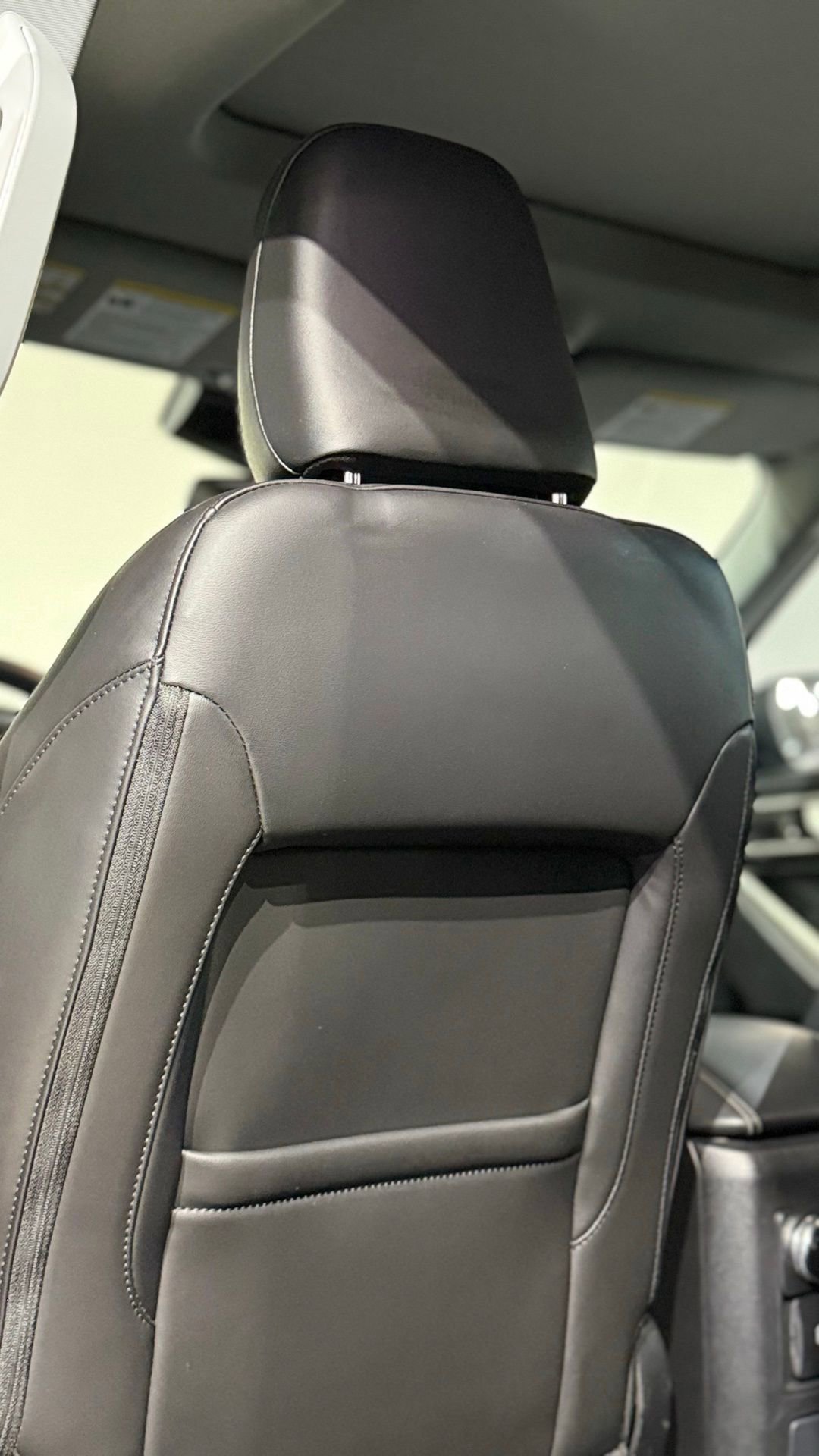 Used 2023 Ford Explorer XLT w/ Equipment Group 202A image 63