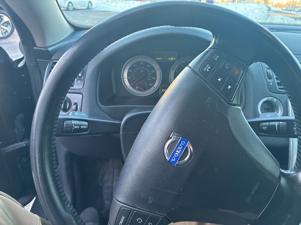 Used 2011 Volvo C70 T5 image 8