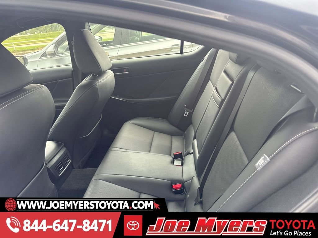 Used 2022 Lexus IS 300 AWD w/ Premium Package image 3