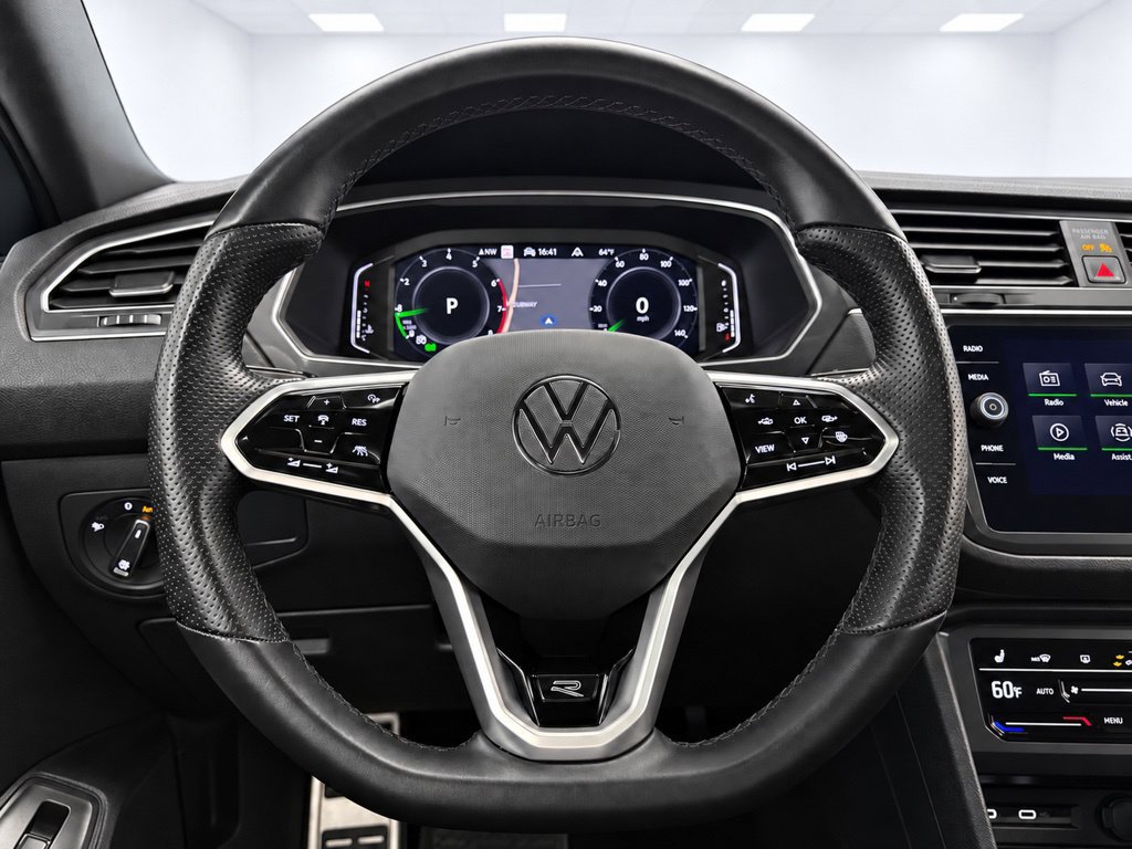 Used 2022 Volkswagen Tiguan SEL R-Line AWD/4WD image 37