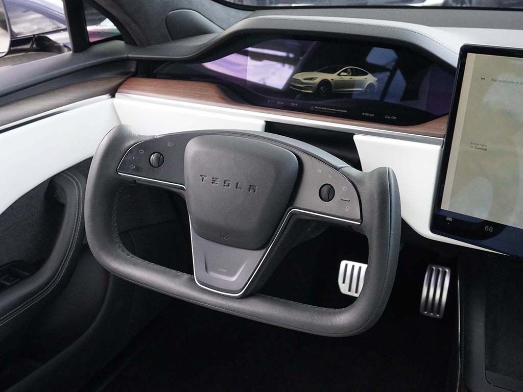 Used 2023 Tesla Model S AWD/4WD image 27