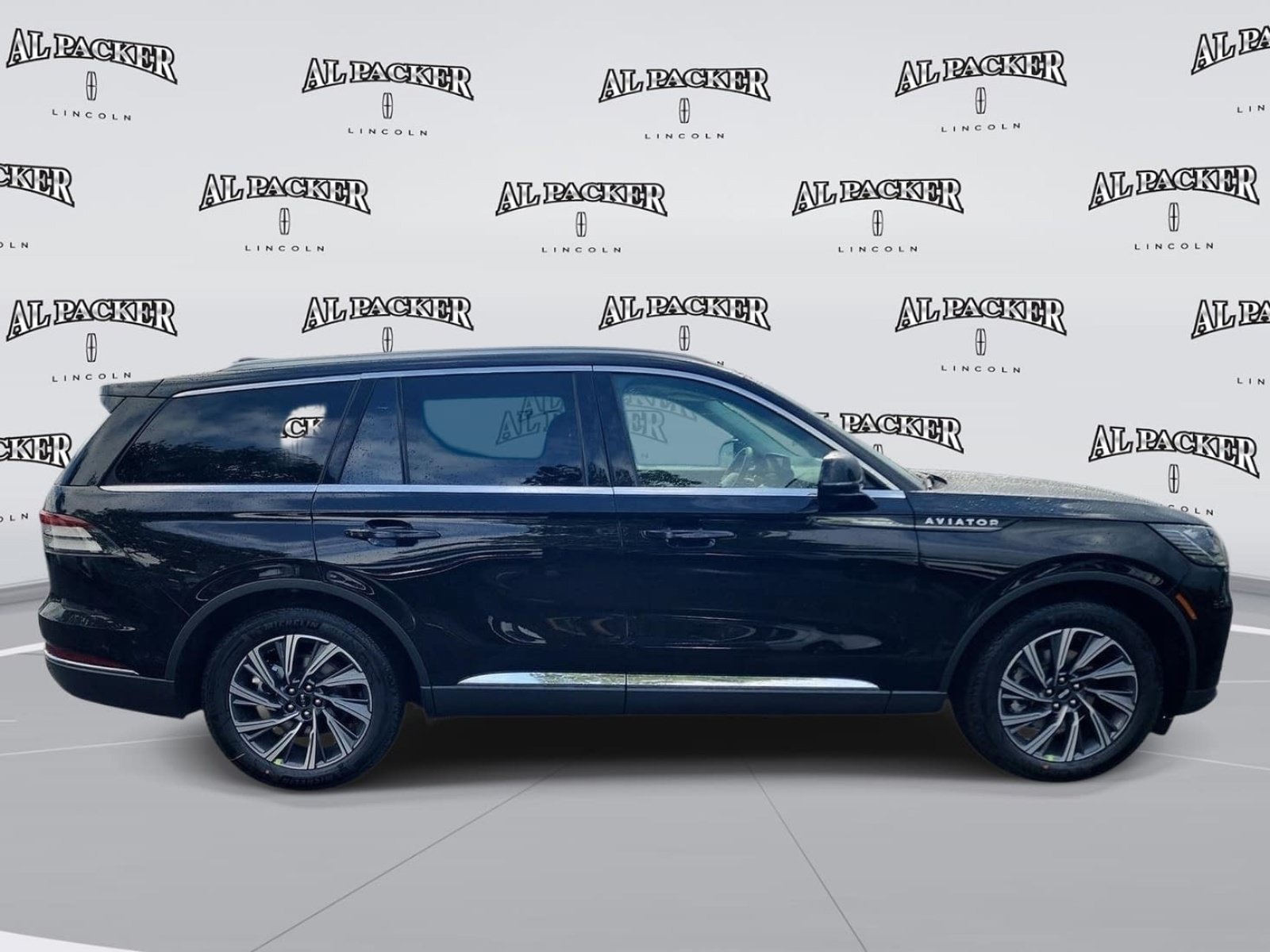 New 2026 Lincoln Aviator 2WD image 6