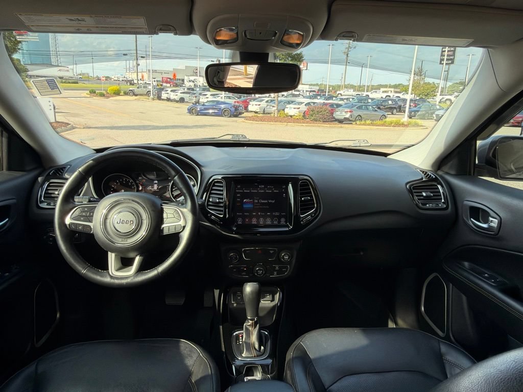 Used 2019 Jeep Compass Limited FWD image 27