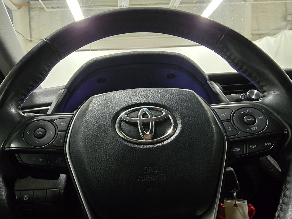 Used 2018 Toyota Camry SE image 23