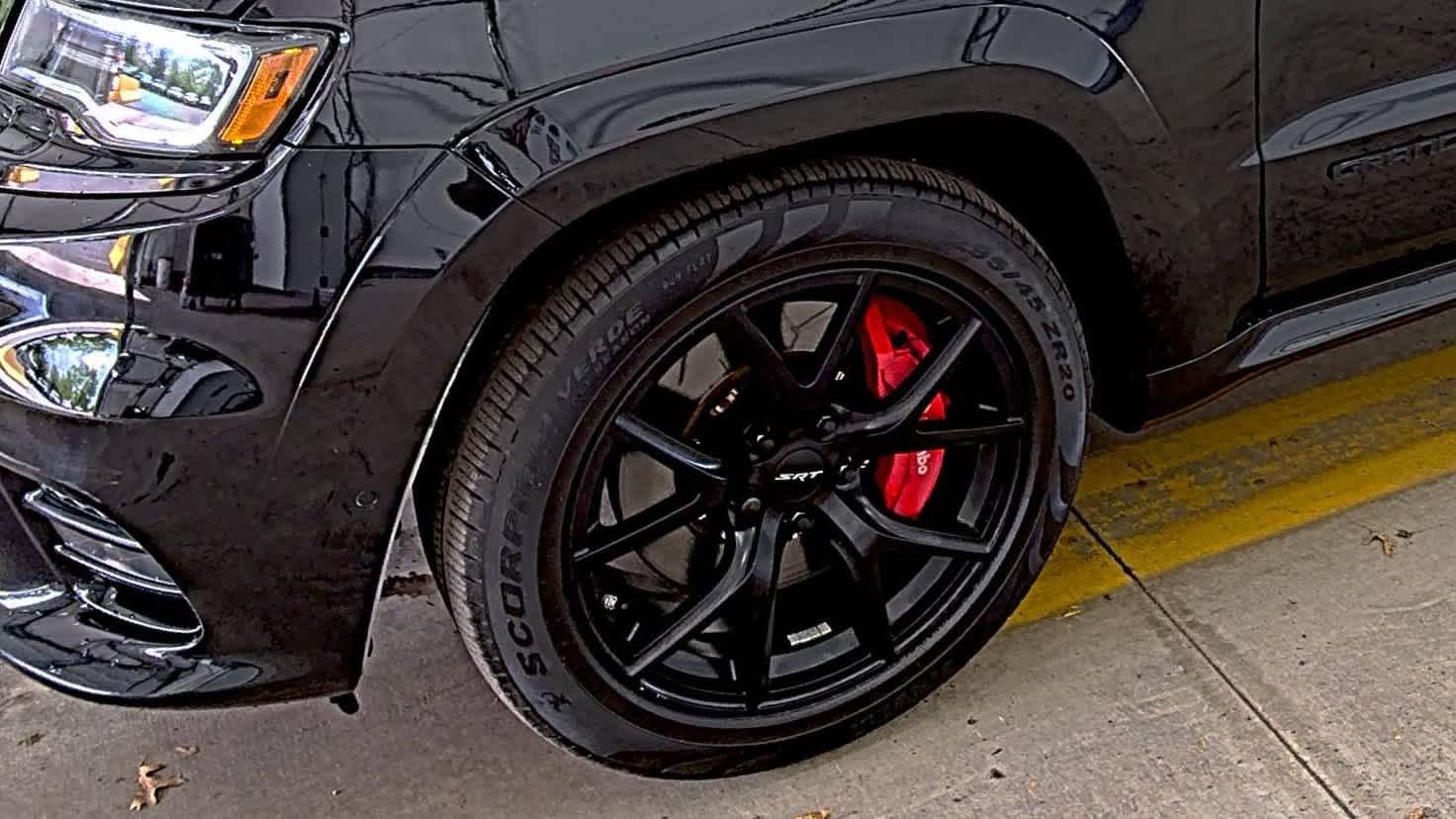 Used 2019 Jeep Grand Cherokee SRT image 8