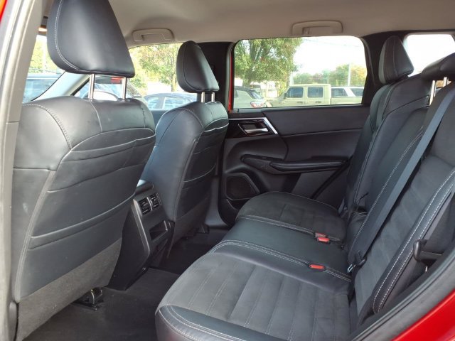 Used 2022 Mitsubishi Outlander SE FWD image 15
