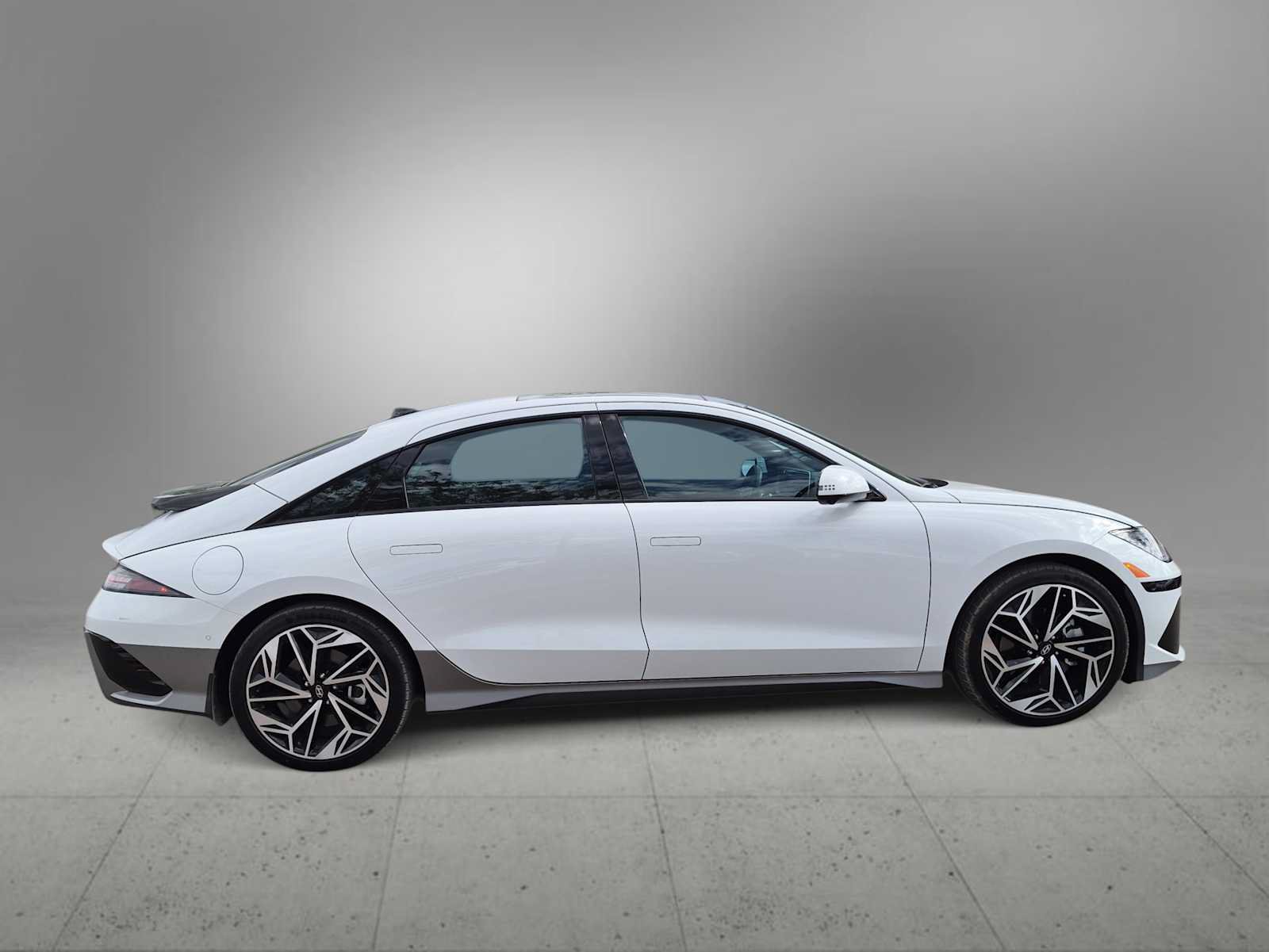 Certified 2023 Hyundai Ioniq 6 Limited AWD/4WD image 9
