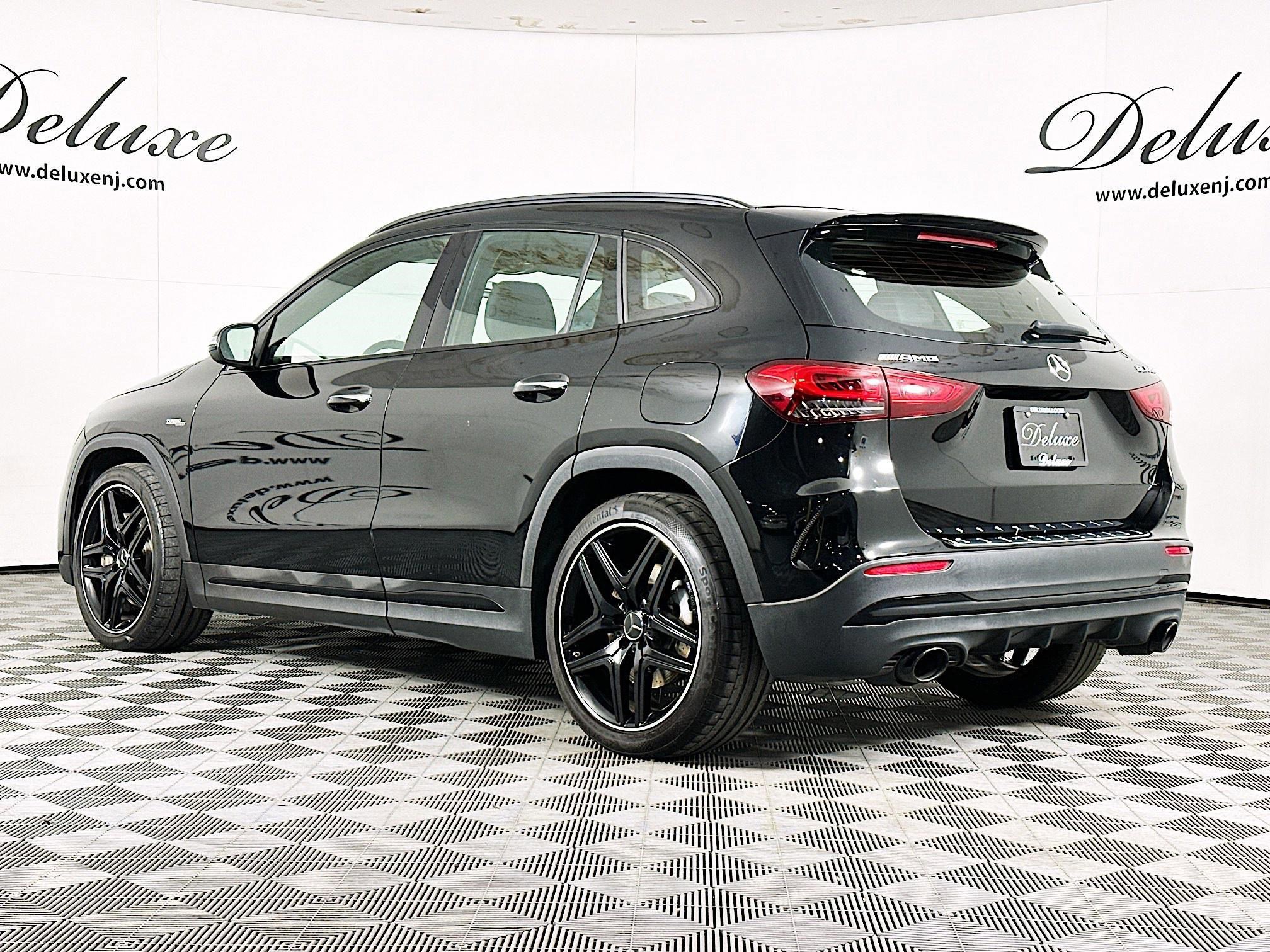 Used 2022 Mercedes-Benz GLA 35 AMG 4MATIC w/ Premium Package image 4