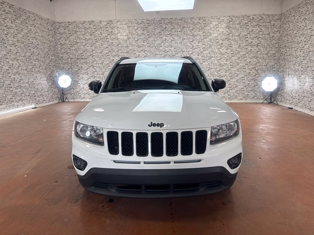 Used 2015 Jeep Compass Sport w/ Power Value Group FWD image 2