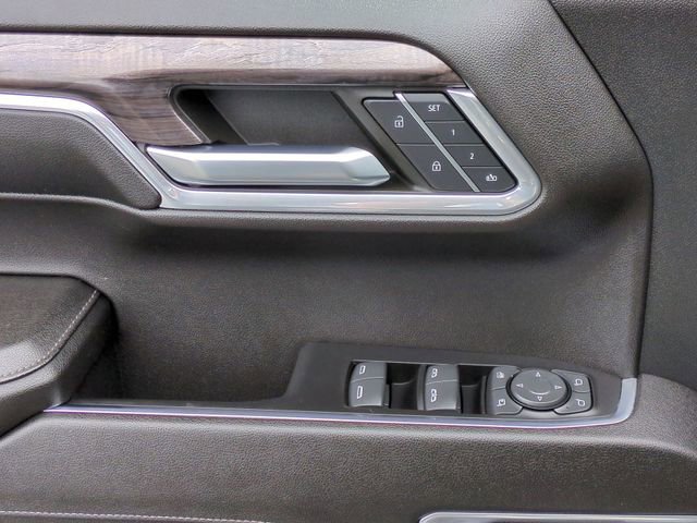 Certified 2023 Chevrolet Silverado 1500 LTZ AWD/4WD image 23