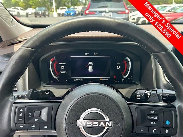 Certified 2023 Nissan Rogue Platinum w/ Platinum Premium Package image 16