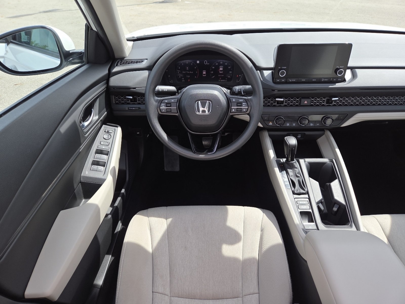 Used 2024 Honda Accord EX image 26
