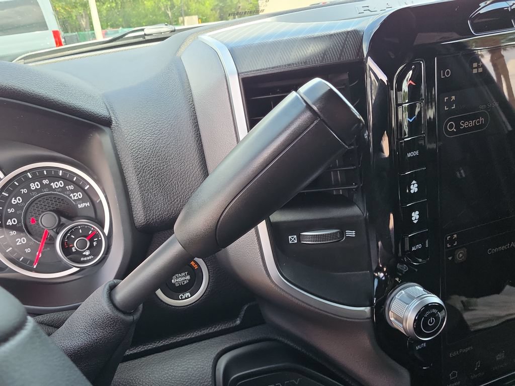 Used 2026 RAM 2500 Big Horn AWD/4WD image 18