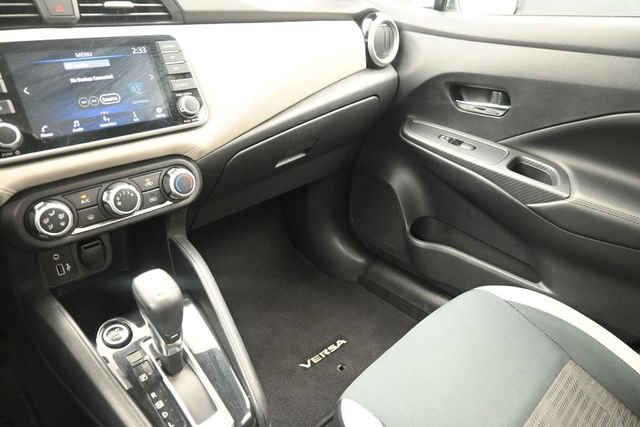 Used 2020 Nissan Versa SV FWD image 28