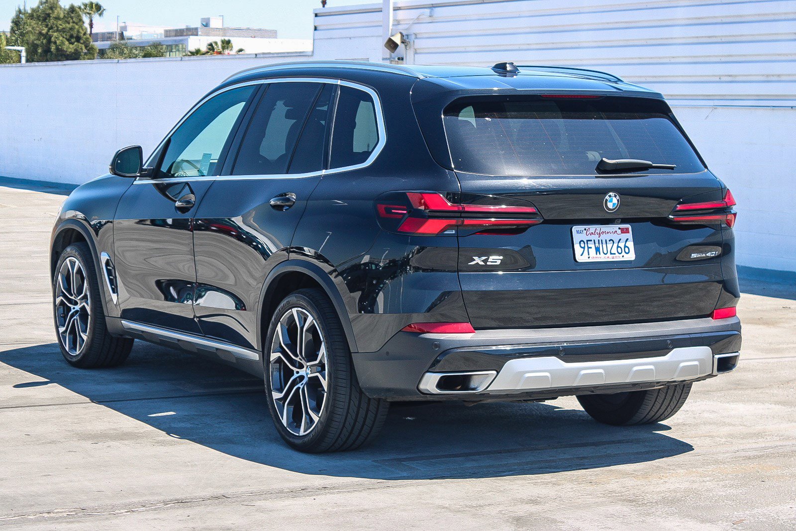 Used 2024 BMW X5 sDrive40i w/ Premium Package RWD image 13