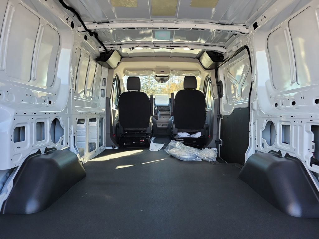 New 2025 Ford Transit 250 Low Roof AWD image 11