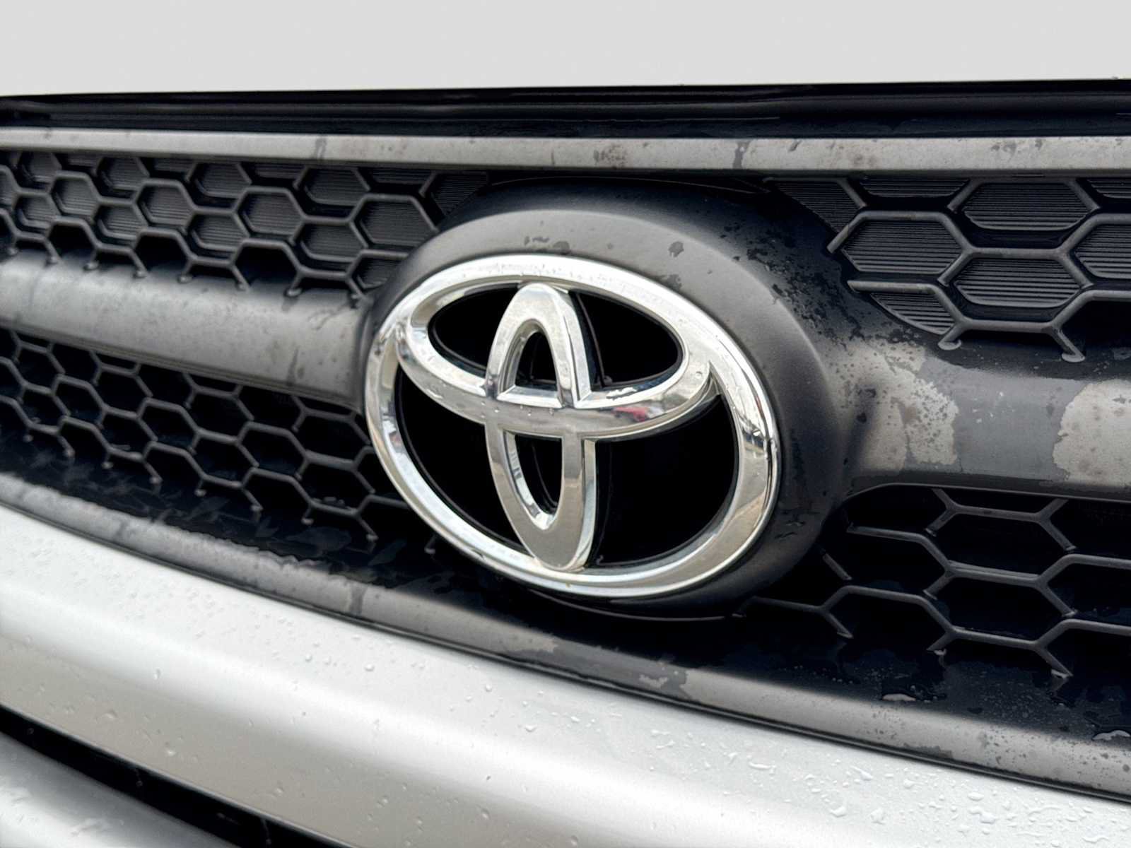 Used 2011 Toyota RAV4 4WD w/ Base L4 Extra Value Pkg image 11