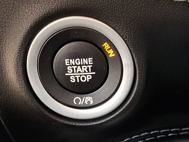 Used 2021 Dodge Challenger R/T Scat Pack RWD image 22