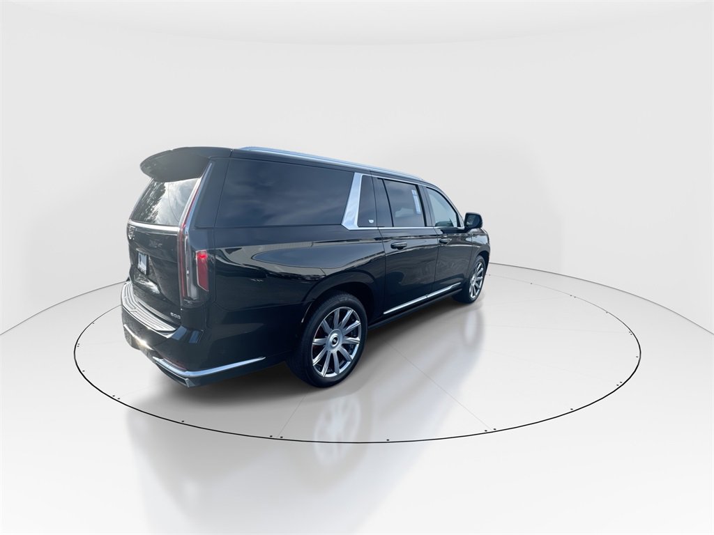 Used 2022 Cadillac Escalade ESV Premium Luxury Platinum image 8