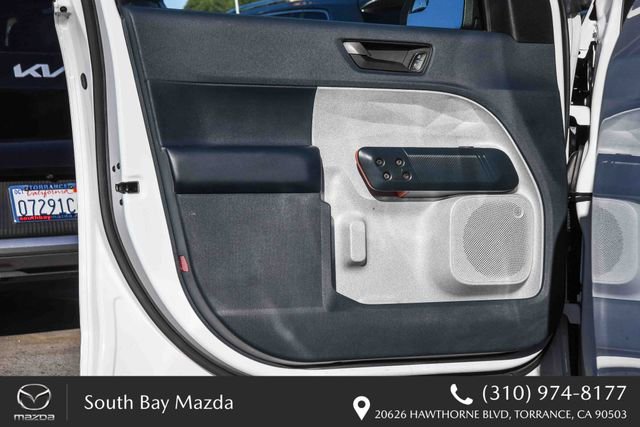 Used 2023 Ford Maverick XLT image 23