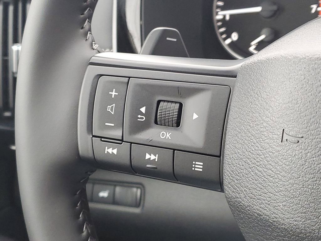 New 2026 Nissan Pathfinder SV AWD/4WD image 15