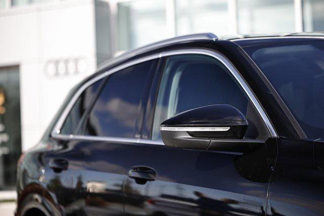 Certified 2025 Audi Q5 Premium Plus w/ Premium Plus image 3