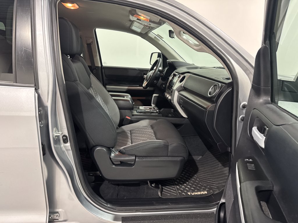 Used 2021 Toyota Tundra SR5 AWD/4WD image 21