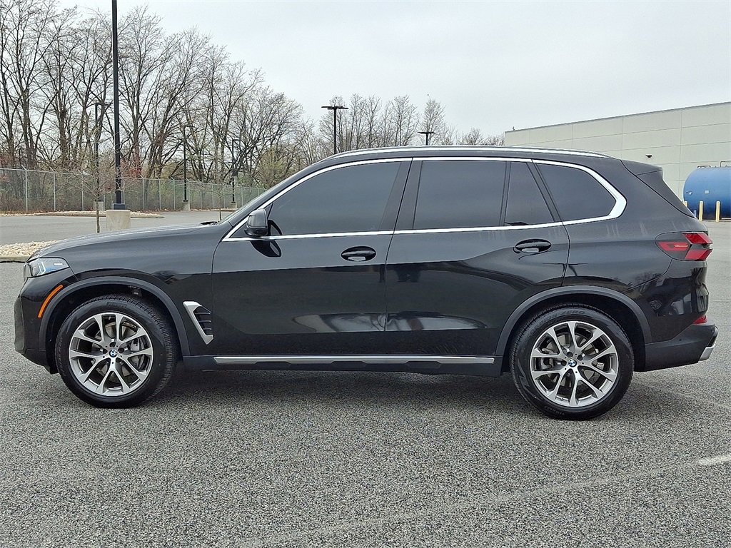 Used 2024 BMW X5 xDrive40i w/ Premium Package image 7