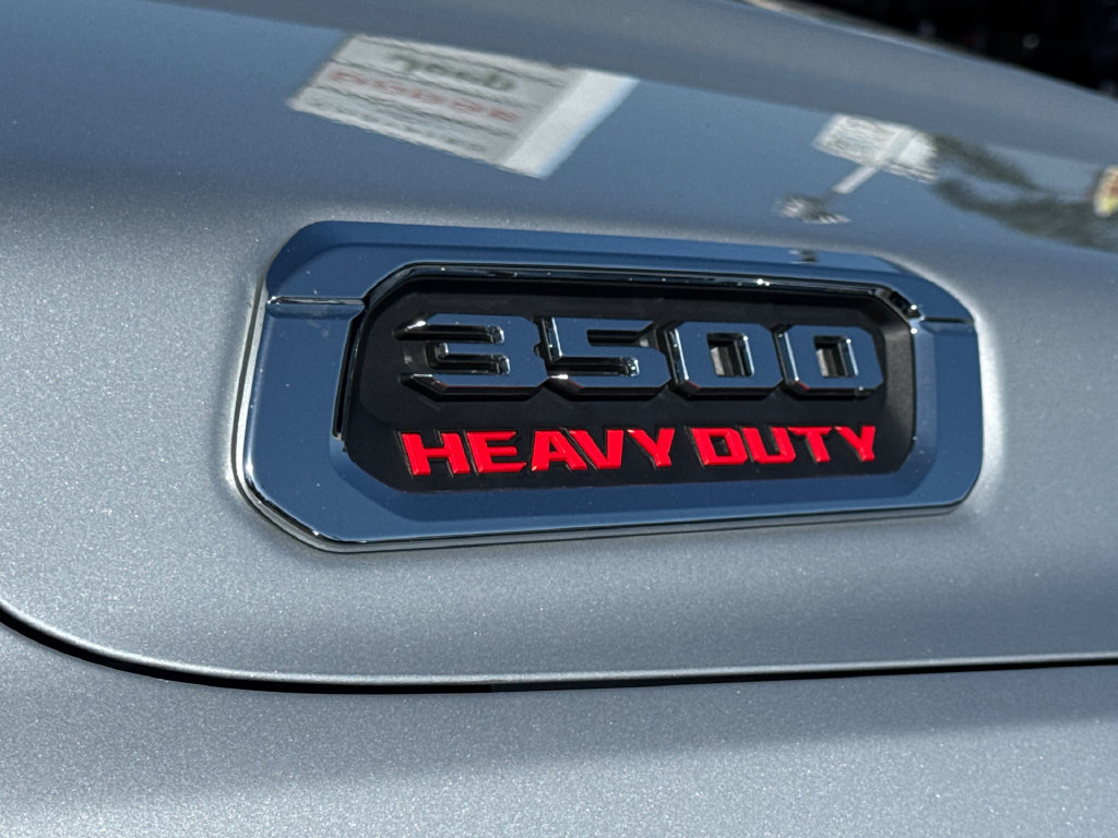New 2026 RAM 3500 Big Horn AWD/4WD image 9