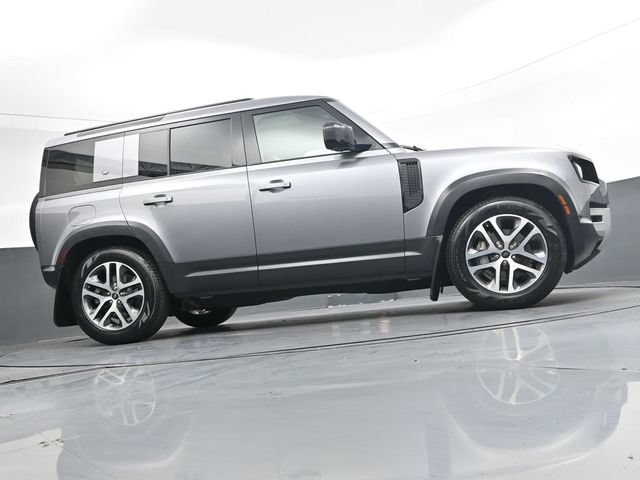 Used 2020 Land Rover Defender 110 SE AWD/4WD image 38